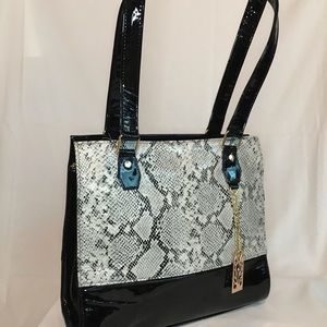 Ladies patent leather handbag